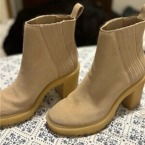 Dolce Vita Booties Size 6